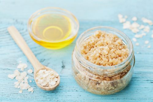 Foot rash: Oatmeal bath