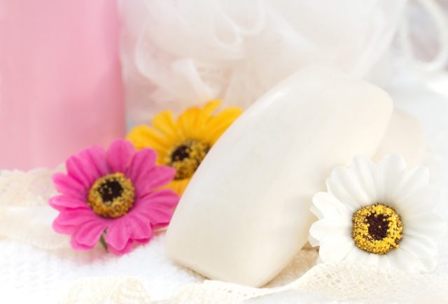 Pimple on penis: gentle soap