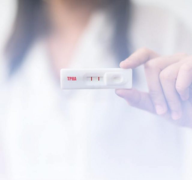 Rapid test cassette for Syphilis test(TPHA) ,The result showed Positive